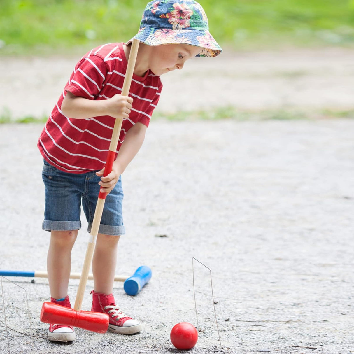 UISEBRT Croquet Set - Wooden Game for 4 Players