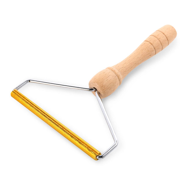 dnazyrety Lint Remover Roller with wooden handle and copper blade for effective lint and pet hair removal